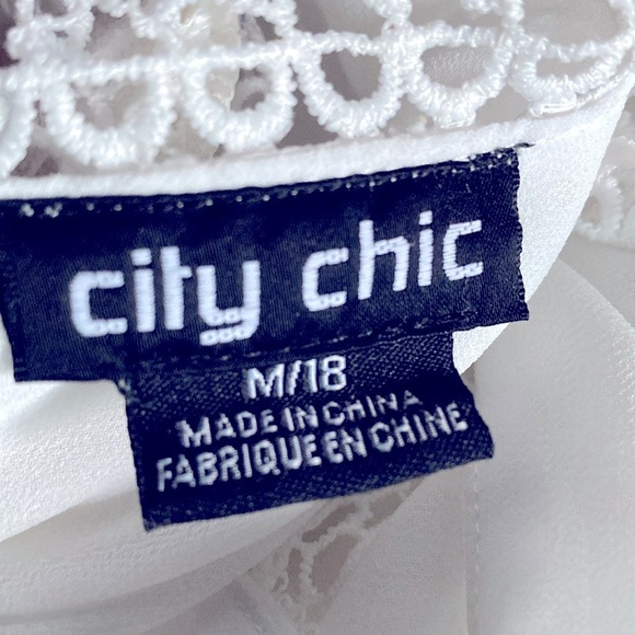 CITY CHIC Elegant White Lace Trim PLUS SIZE Sleeveless Top Size 18 Like New Chic - Picture 3 of 12